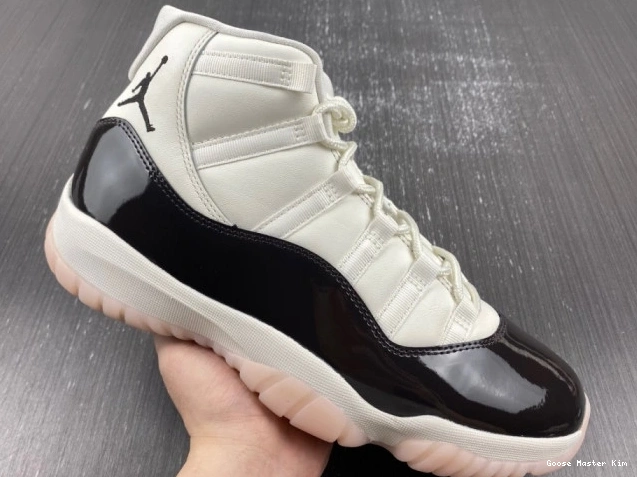 Jordan Neapolitan AR0715-101 Air 11 0705
